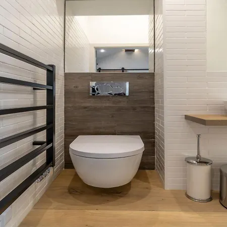 The Pod At The Heaning Estate *