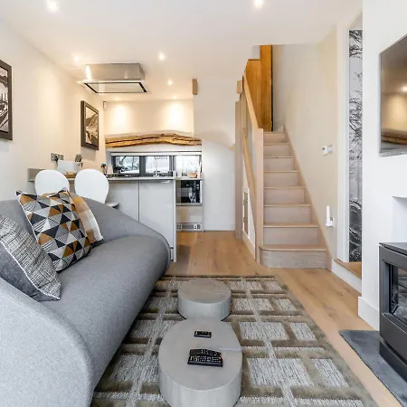 The Pod At The Heaning Estate